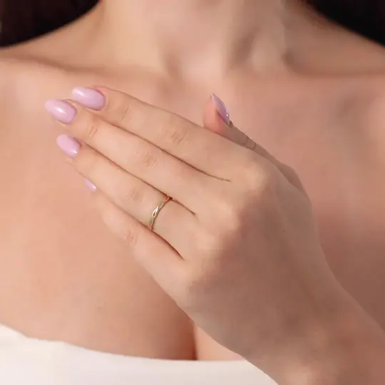 طاقم الرقبة تي شيرت الأرجواني