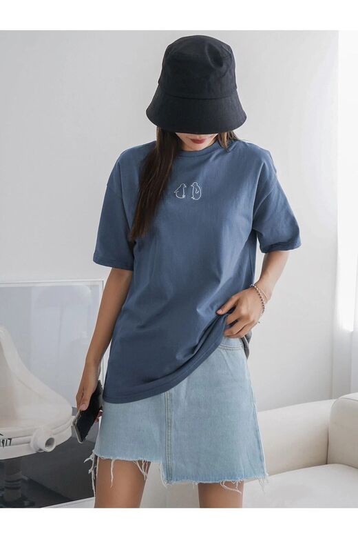 Kadın Indigo Mavi Penguen Baskılı Oversize T-shirt