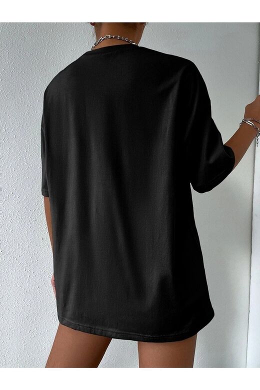 Kadın Çizgili Figür Oversize Siyah T-shirt