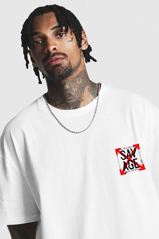 Erkek Beyaz Oversize Savage Baskılı T-shirt