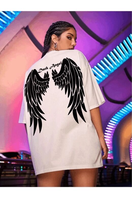 Kadın Siyah Oversize T-shirt Ön Lazer Kelebek Baskılı Tişört