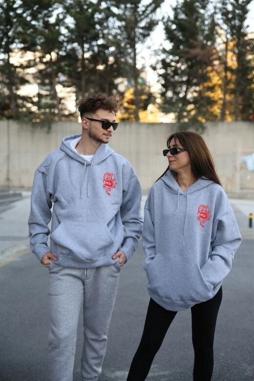 Unisex Siyah Sweatshirt Ve Bileklik 2’ Li Kombin