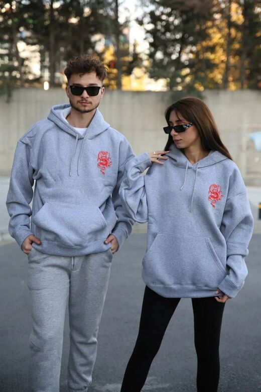 Unisex Siyah Sweatshirt Ve Bileklik 2’ Li Kombin