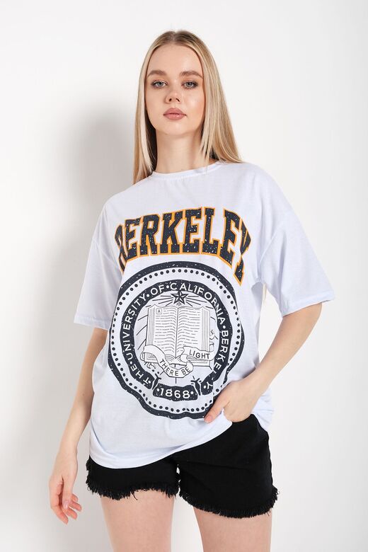 Kadın Beyaz Oversize Berkeley Baskılı T-shirt
