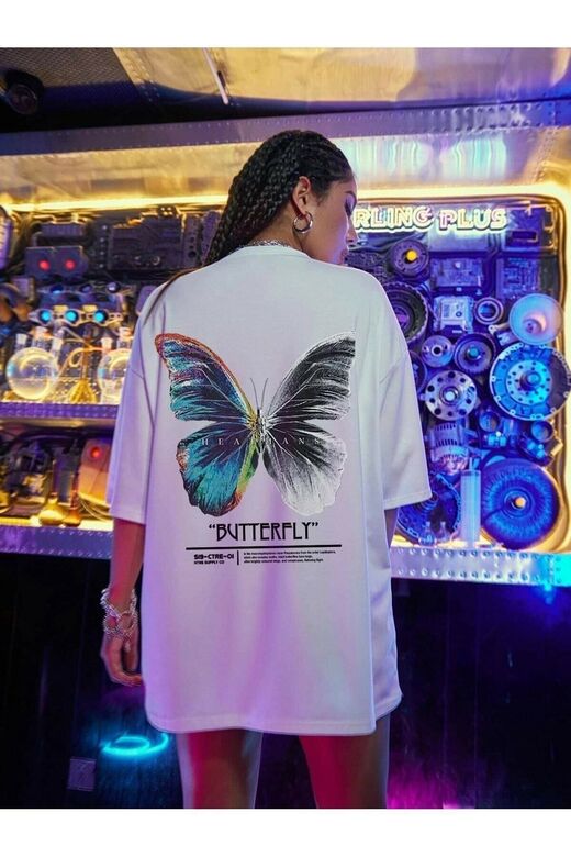 Kadın Beyaz Butterfly Ön Arka Baskılı Oversize T-shirt