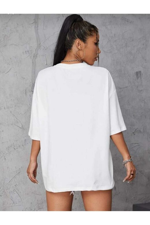 Minimal Kalp Baskılı Beyaz Oversize Tshirt