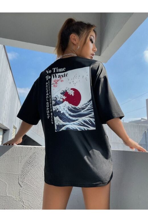 Benisegiydir Kadın Siyah To Time To Waste Baskılı Oversize Bisiklet Yaka T-shirt