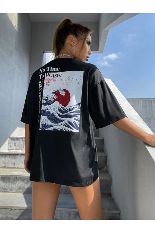 Benisegiydir Kadın Siyah To Time To Waste Baskılı Oversize Bisiklet Yaka T-shirt