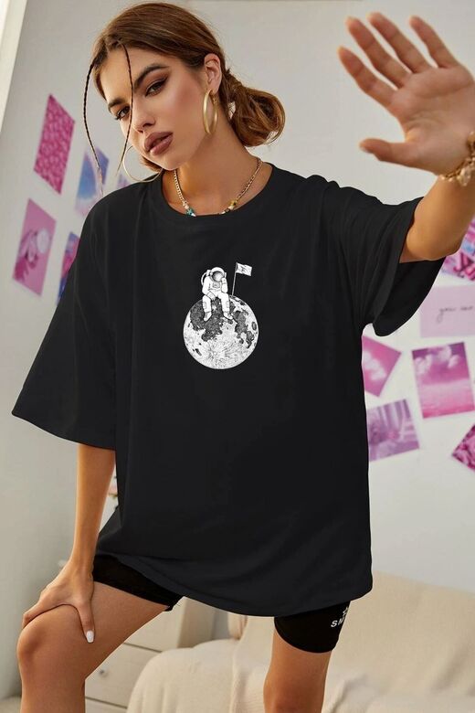Unisex Astronot Baskılı T-shirt