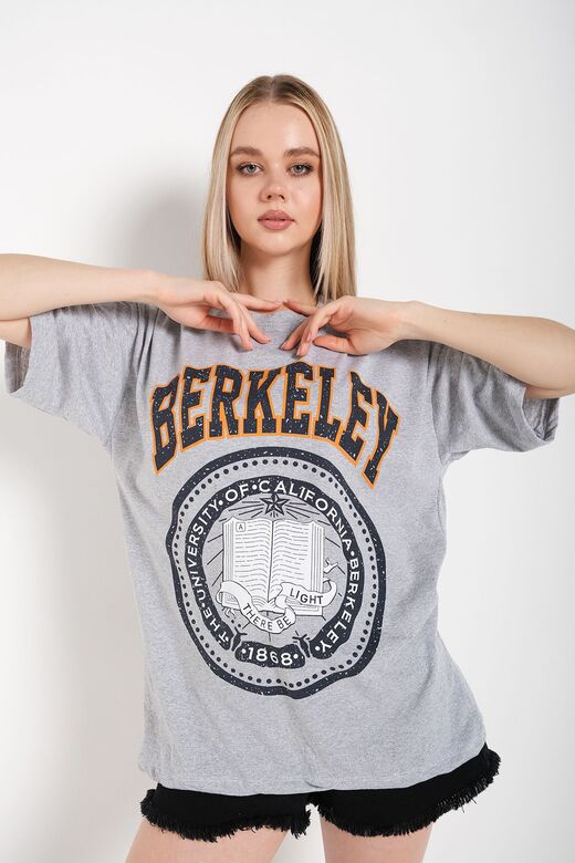 Kadın Gri Oversize Berkeley Baskılı T-shirt