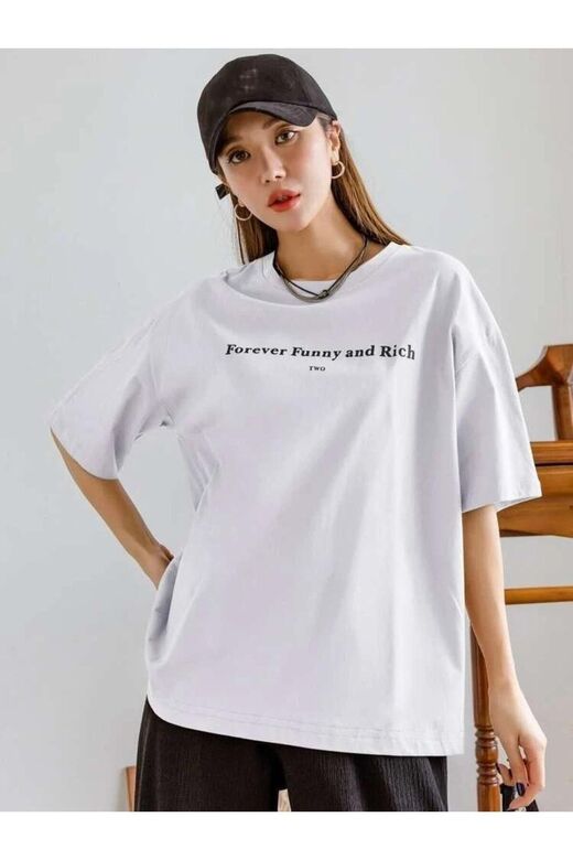 Kadın Beyaz Funny And Rich Baskılı Oversize T-Shirt