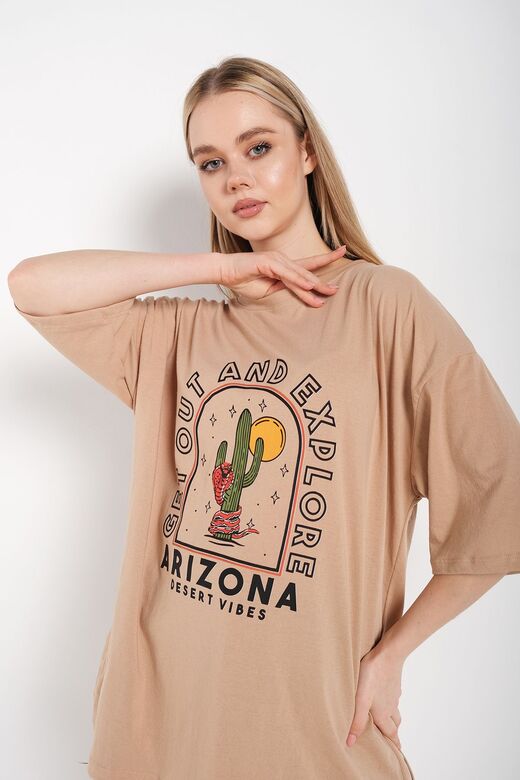 Kadın Camel Oversize Arizona Baskılı T-shirt