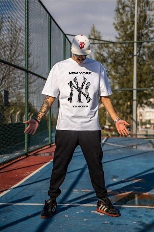 Erkek Beyaz Ny Yankees Baskılı Oversize Bisiklet Yaka Kısa Kollu T-shirt