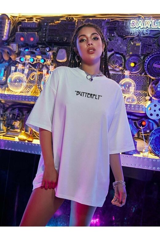 Kadın Beyaz Butterfly Ön Arka Baskılı Oversize T-shirt