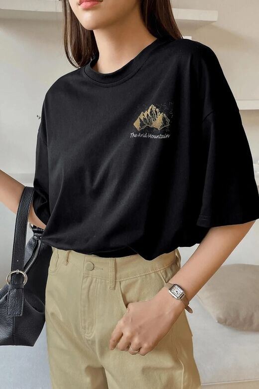Kadın Siyah Arid Mountain Baskılı Oversize T-shirt