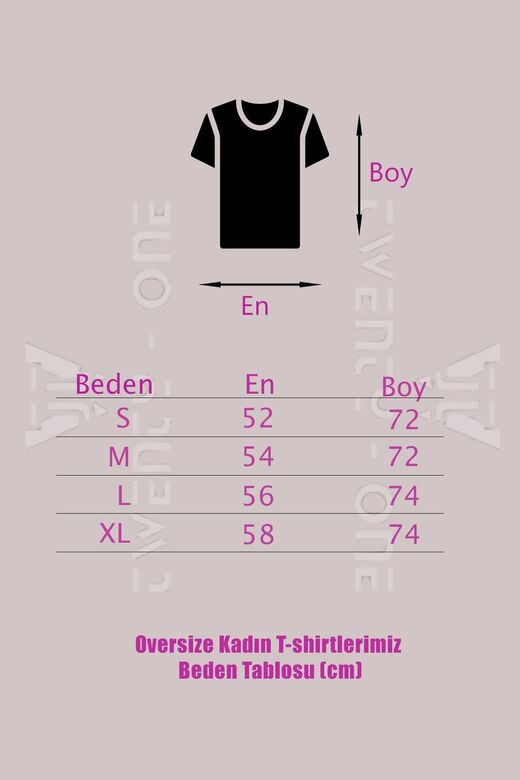 Kadın Beyaz Leopar Figür Baskılı Oversize T-shirt