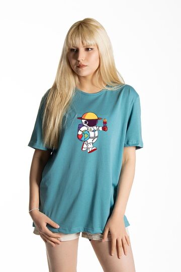 Kadın Turkuaz Önü Dondurmalı Astronot Baskılı Bisiklet Yaka Oversize Pamuklu T-shirt