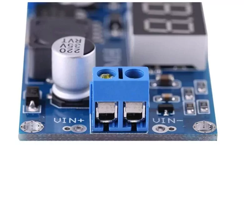 LED Voltmetreli LM2596 3A DC-DC Ayarlanabilir Voltaj Düşürücü LED Voltmetreli LM2596 3A DC-DC Ayarlanabilir Voltaj Düşürücü