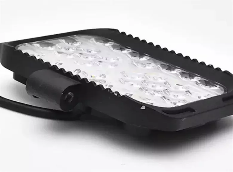 60w Vurgu Spot Lambası Dikdörtgen Kombo Off Road Tekne Çalışma Ledi 60w Vurgu Spot Lambası Dikdörtgen Kombo Off Road Tekne Çalışma Ledi