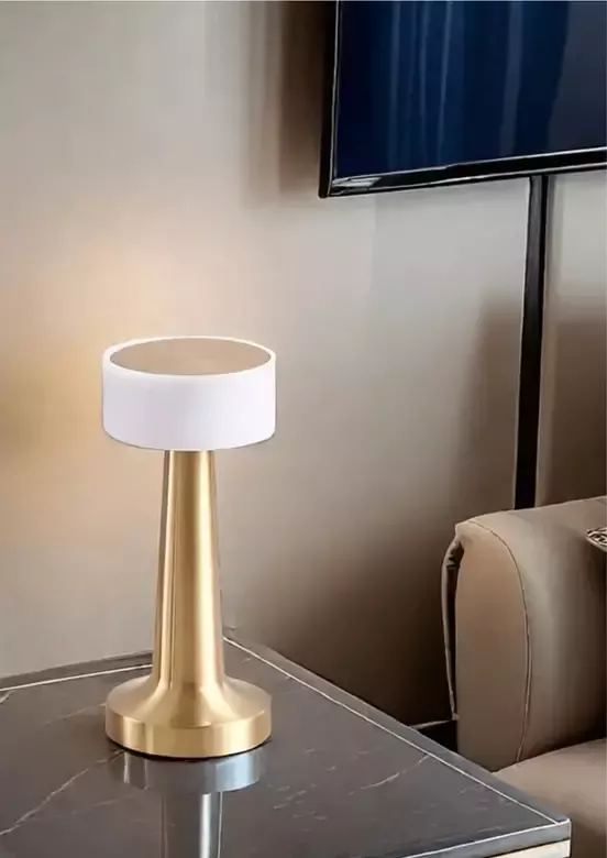 Dekoratif Şarjlı Dokunmatik Led Masa Lambası Usb Kablolu Gece Lambası ve Abajur Altın Dekoratif Şarjlı Dokunmatik Led Masa Lambası Usb Kablolu Gece Lambası ve Abajur Altın