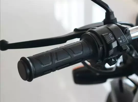 Universal Her Motora Uyumlu - Isıtmalı Elcik 4 Kademeli Universal Her Motora Uyumlu - Isıtmalı Elcik 4 Kademeli