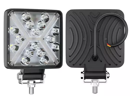 Kare Off Road Tekne 16 Led Lamba Sarı - Beyaz Aydınlatmalı