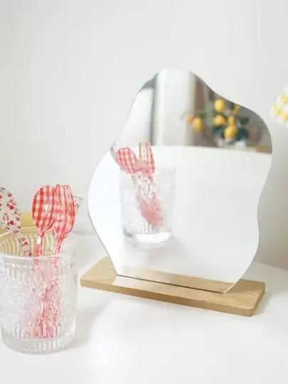 23 Cm X 19 Cm Düzensiz Estetik Makyaj Aynası Çerçevesiz, Dekoratif Masa Üstü Ayna Yatak Odası 23 Cm X 19 Cm Düzensiz Estetik Makyaj Aynası Çerçevesiz, Dekoratif Masa Üstü Ayna Yatak Odası