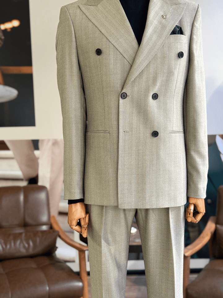 BALIK SIRTI KRUVAZE TAKIM ELBİSE