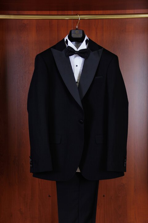 YELEKLİ SİVRİ YAKA DAMATLIK TAKIM ELBİSE Copy