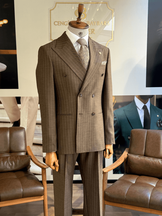 ŞARDONLU KRUVAZE TAKIM ELBİSE