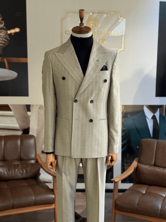 BALIK SIRTI KRUVAZE TAKIM ELBİSE