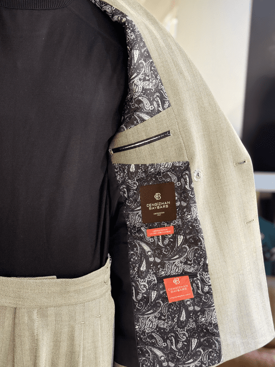 BALIK SIRTI KRUVAZE TAKIM ELBİSE