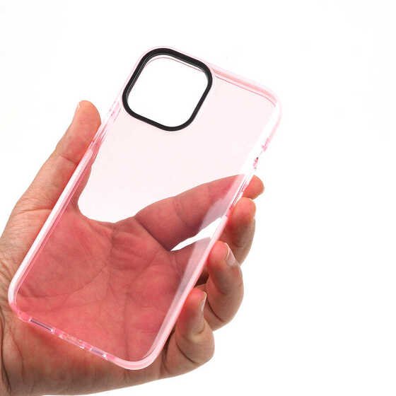 iPhone 12 Pro Max Kılıf Şeffaf Soft Kenar Tırtıklı Tasarım Silikon