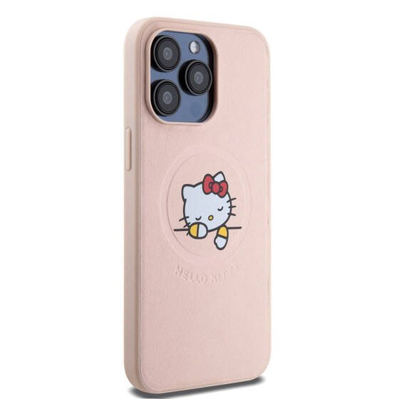 iPhone 15 Pro Max Kılıf Hello Kitty Orj Lisans Magsafe Özellik Baskı Logolu Uyuyan Kitty Deri Pembe