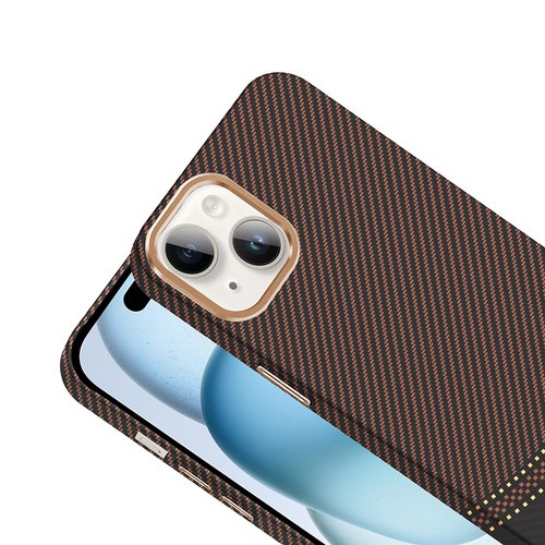 iPhone 13 Kılıf Magsafe Şarj Özellikli Karbon Fiber Görünümlü Gros Kapak