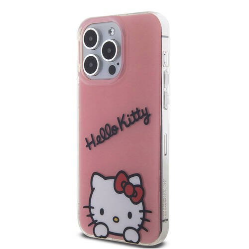 iPhone 15 Pro Max Kılıf Hello Kitty Orjinal Lisanslı Askılı Yazı ve İkonik Logolu Daydreaming Pembe