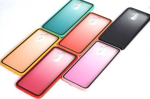 Huawei Mate 20 Lite Renk Geçişli Tıpalı Silikon Kılıf