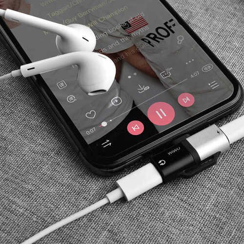 Wiwu ST02 2A Hızlı Şarj Lightning Ses Adaptörü