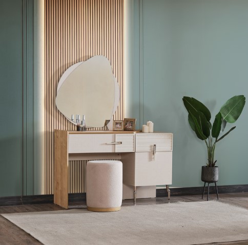 Elif Lugano Yatak Odası