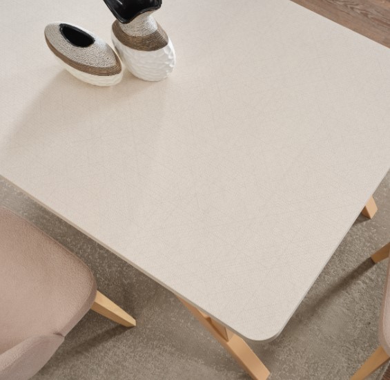 Elif Lugano Yemek Odası