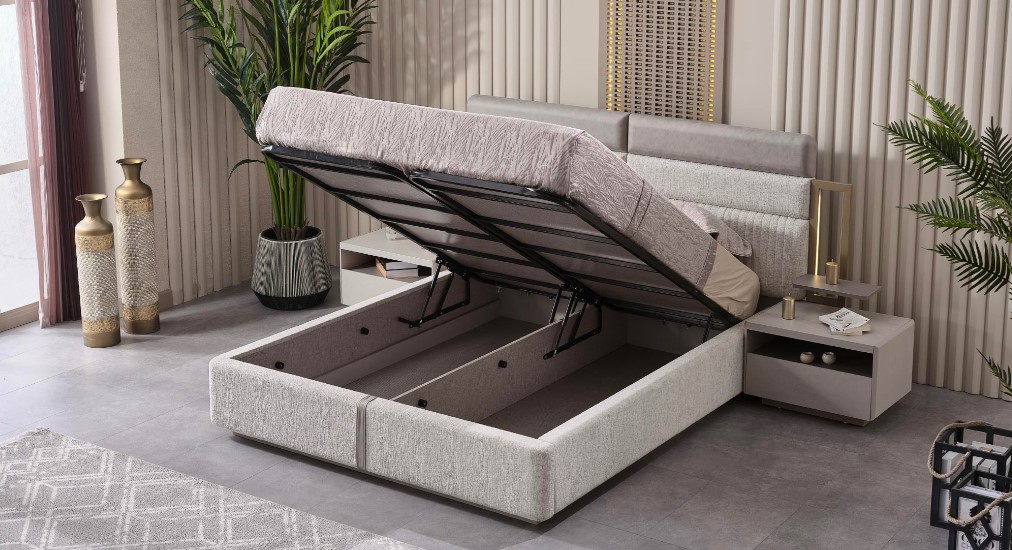 Maximo Napoli Yatak Odası