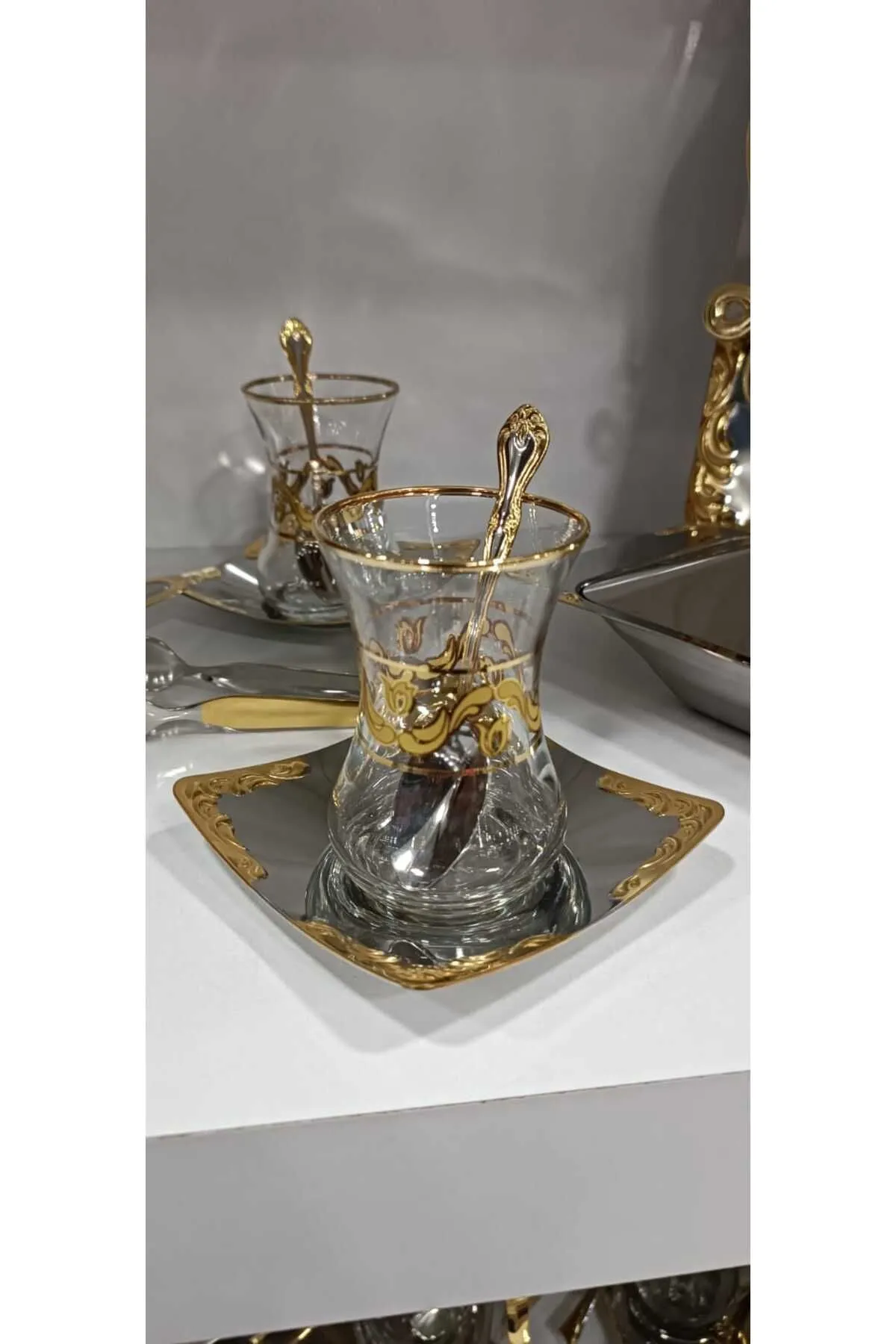 NEHİR LALEZAR ALTIN 40 P ÇAY SET