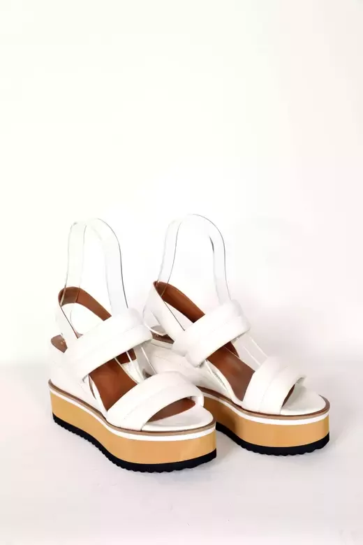 Dolgu Topuklu Hakiki Deri Sandalet