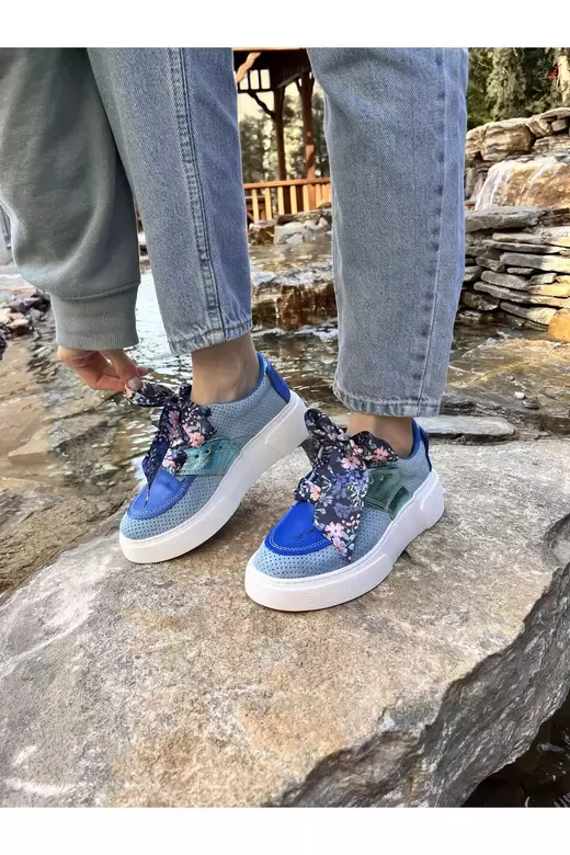 Kadın Mavi Hakiki Deri Kurdele Detaylı Sneaker