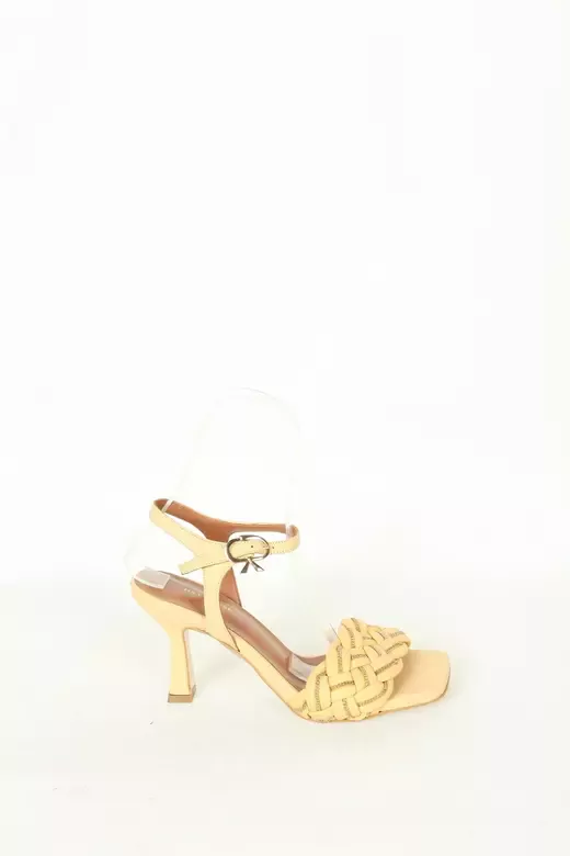 Kadın Detay Örgülü Sandalet