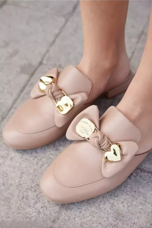 Kadın Aksesuar Detaylı Terlik