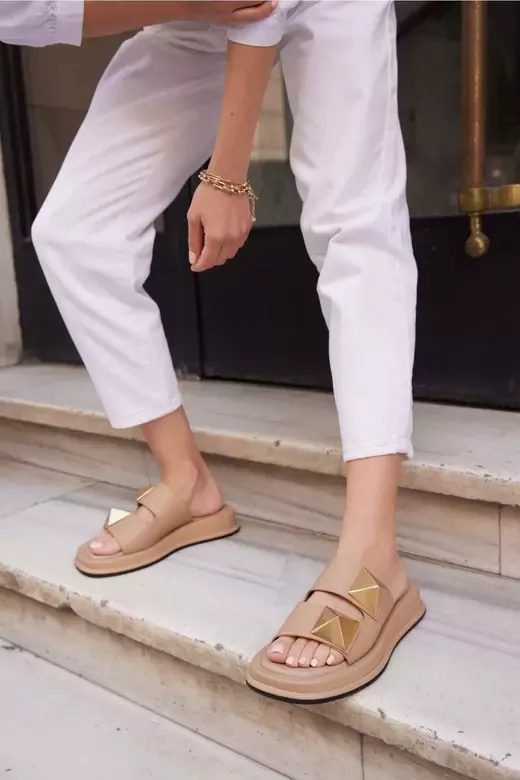 Kadın Vizon Hakiki Deri Aksesuar Detaylı Terlik