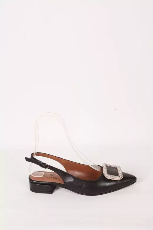 Kadın Siyah Hakiki Deri Aksesuar Detaylı Ayakkabı