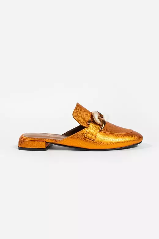 Kadın Altın Deri Aksesuar Detaylı Terlik