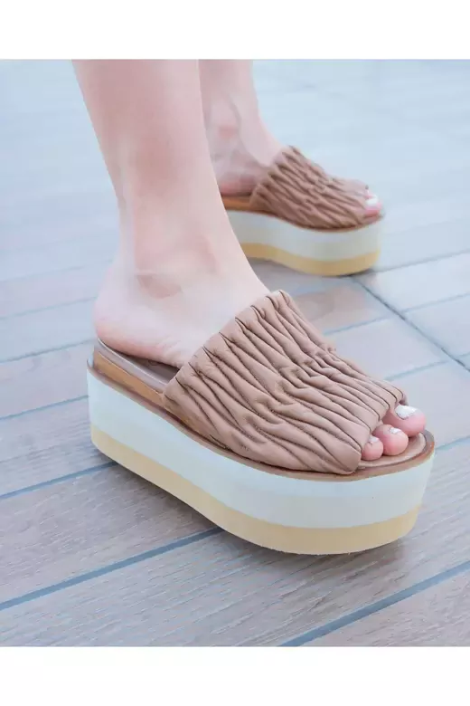 Kadın Deri Terlik Dolgu Topuk Vizon